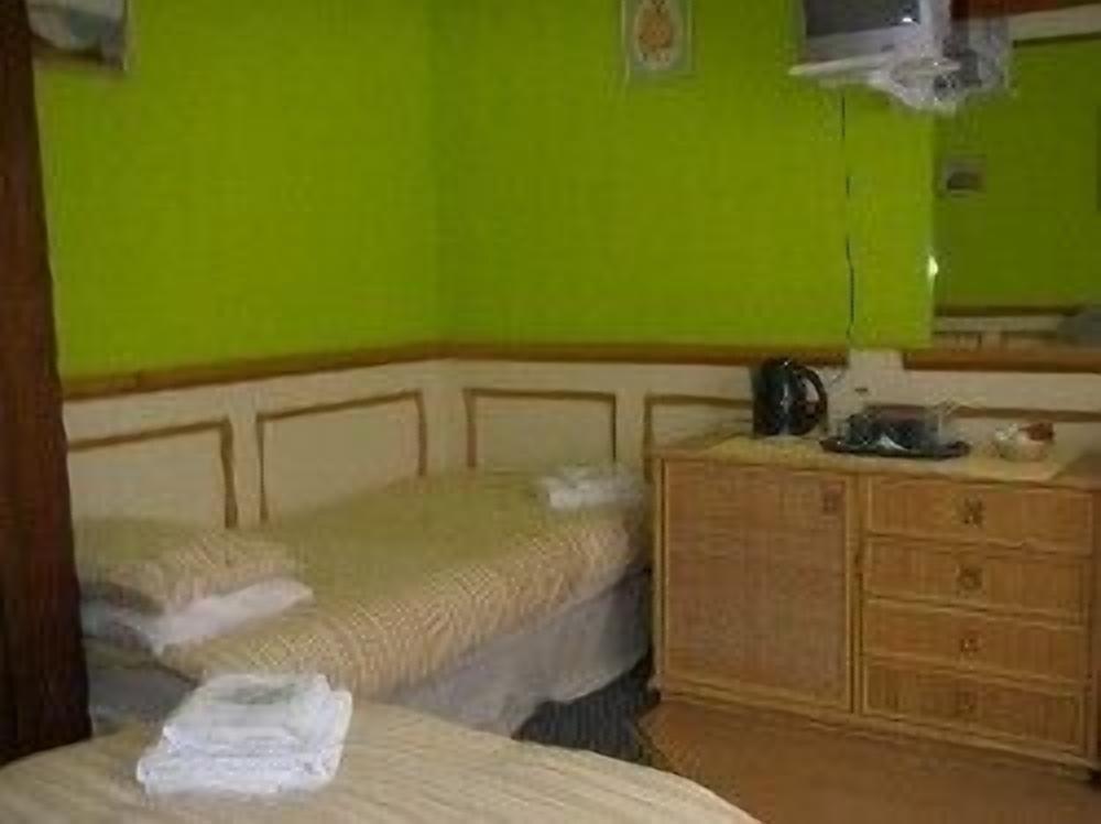 Ingledene Guest House Μπόρνμουθ Εξωτερικό φωτογραφία